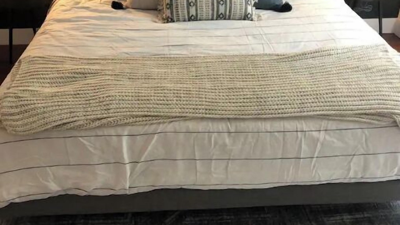 Photo of Bedroom in Uptown Oakland