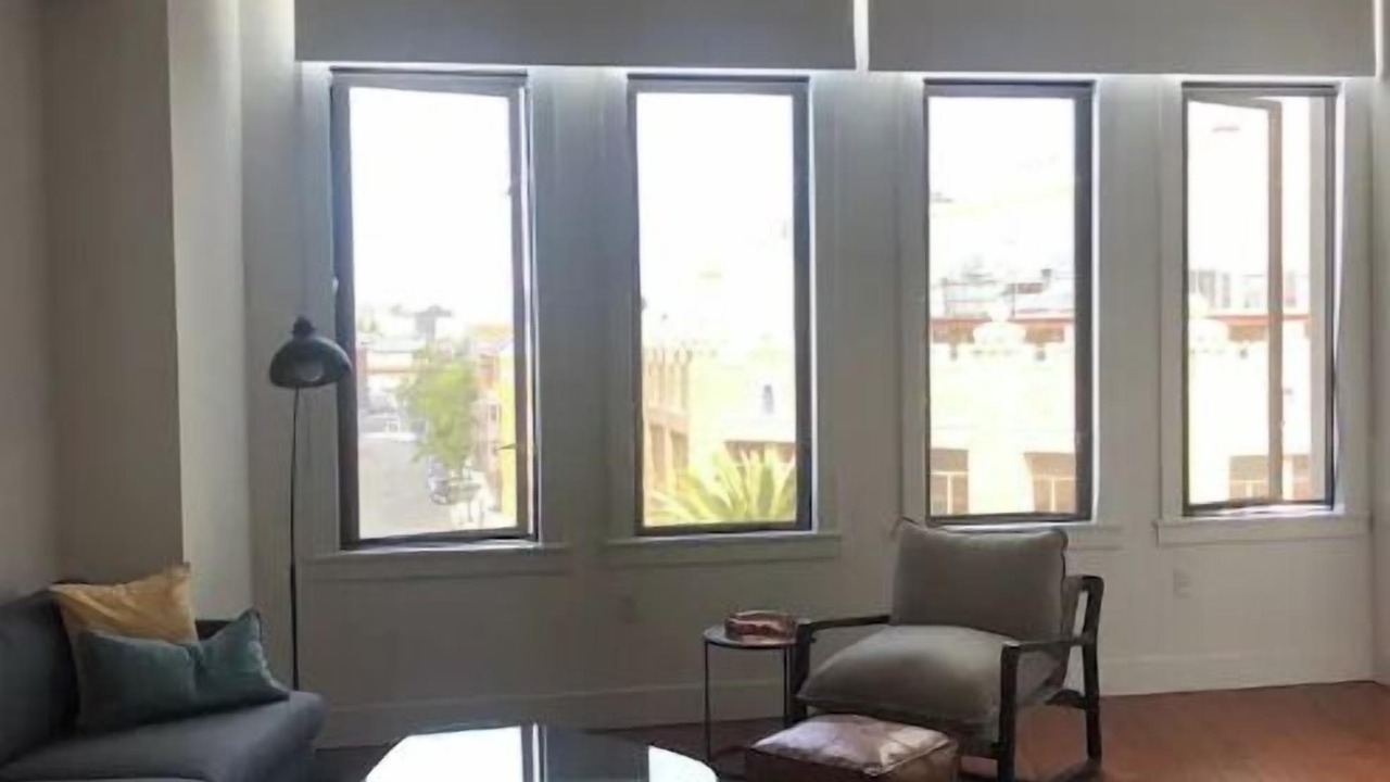 Photo of Livingroom in Uptown Oakland