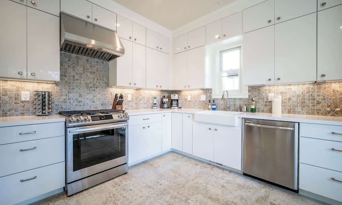 Photo of Kitchen in Golden Rectangle