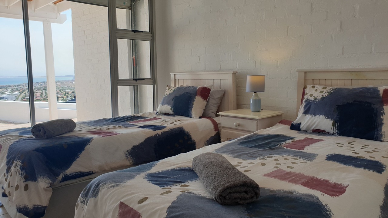 Photo of Bedroom in Mountainside