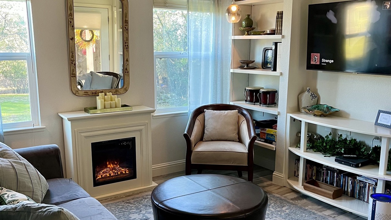 Photo of Livingroom in Shingle Springs