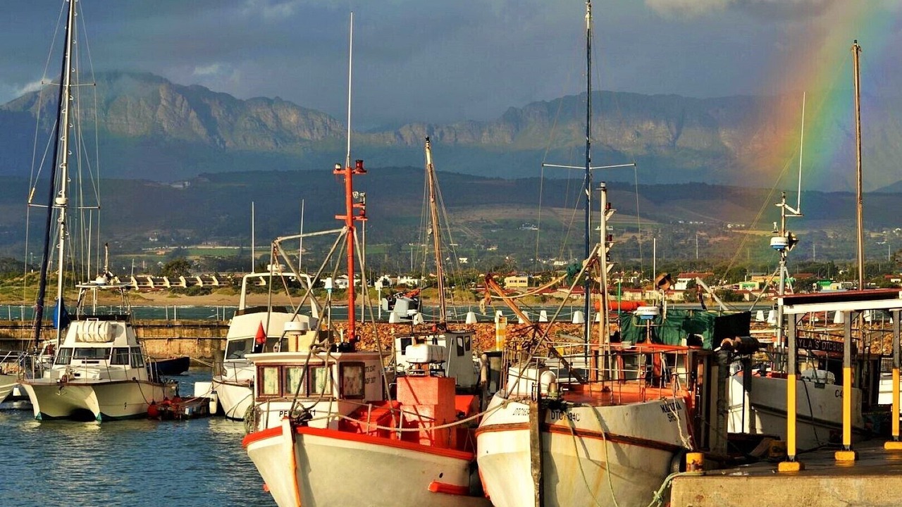 Photo of Others in Gordons Bay Central