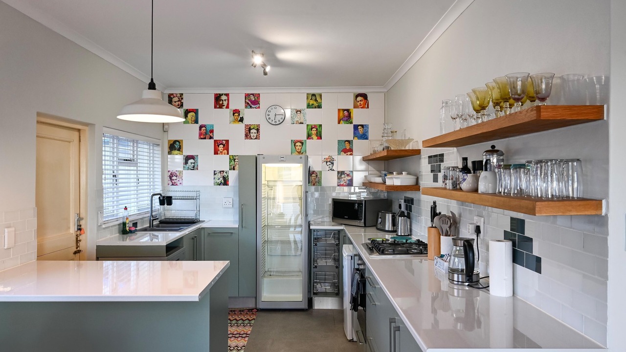 Photo of Kitchen in Gordons Bay Central
