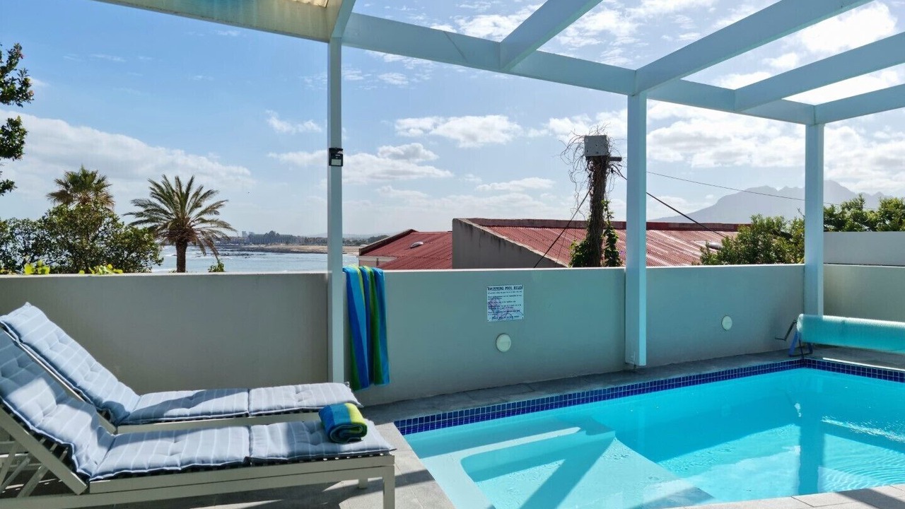 Photo of Outdoor in Gordons Bay Central