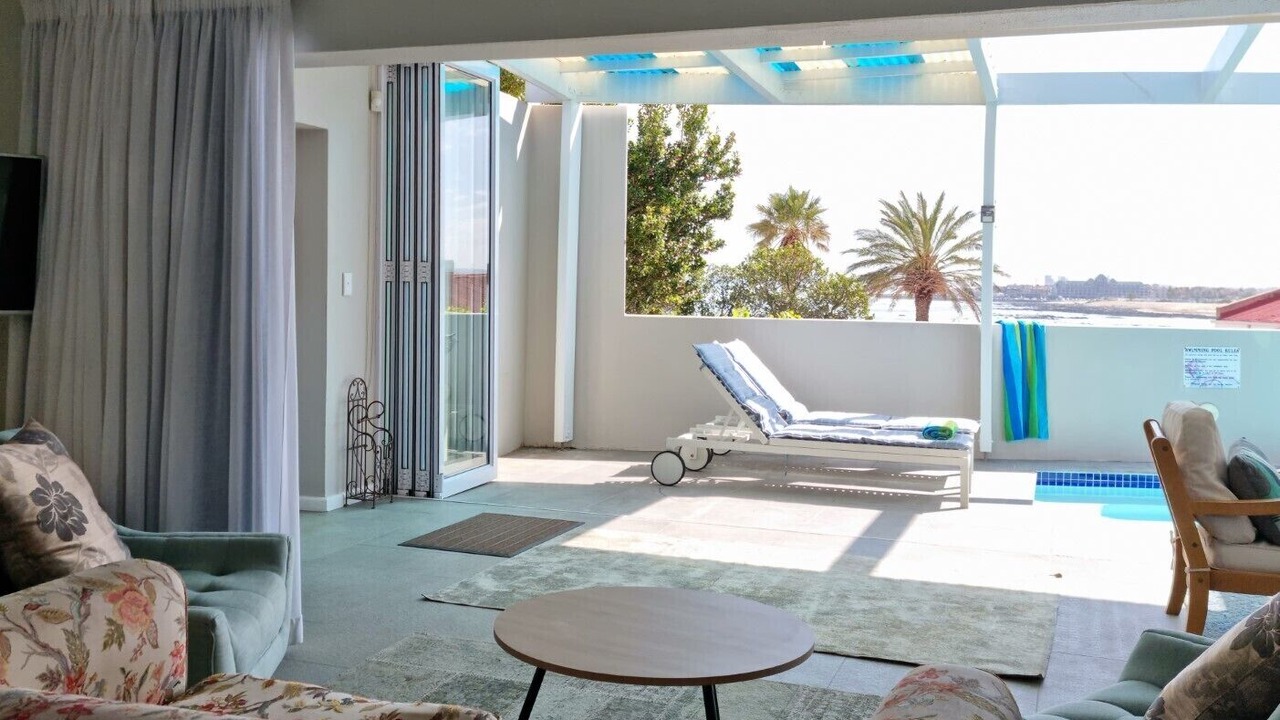 Photo of Livingroom in Gordons Bay Central