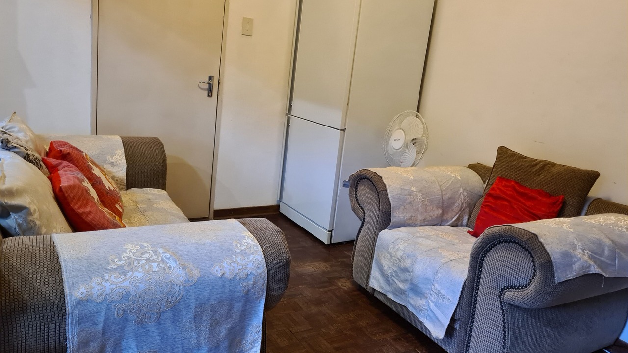 Photo of Livingroom in Greater Johannesburg Metropolitan Area