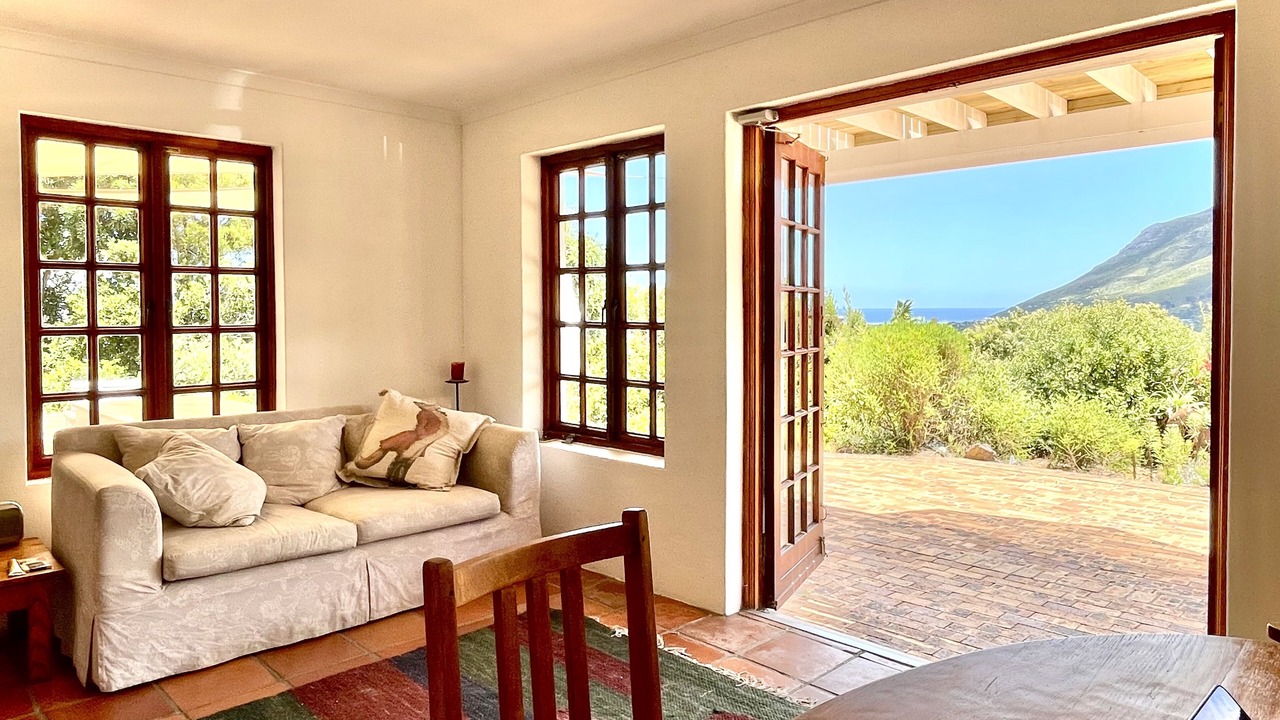 Photo of Livingroom in Noordhoek