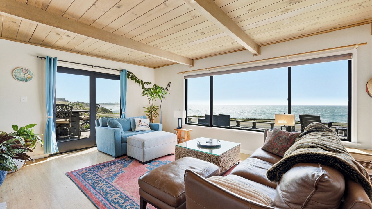 Photo of Livingroom in Bodega Bay