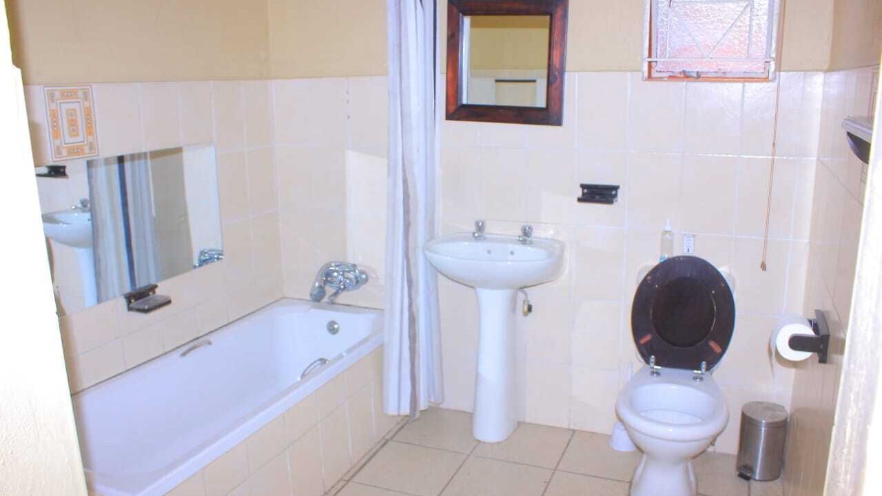 Photo of Bathroom in Phalaborwa