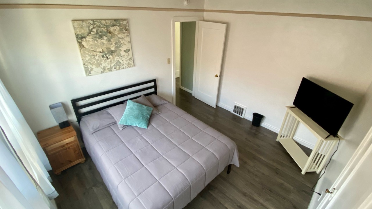 Photo of Bedroom in Vallejo