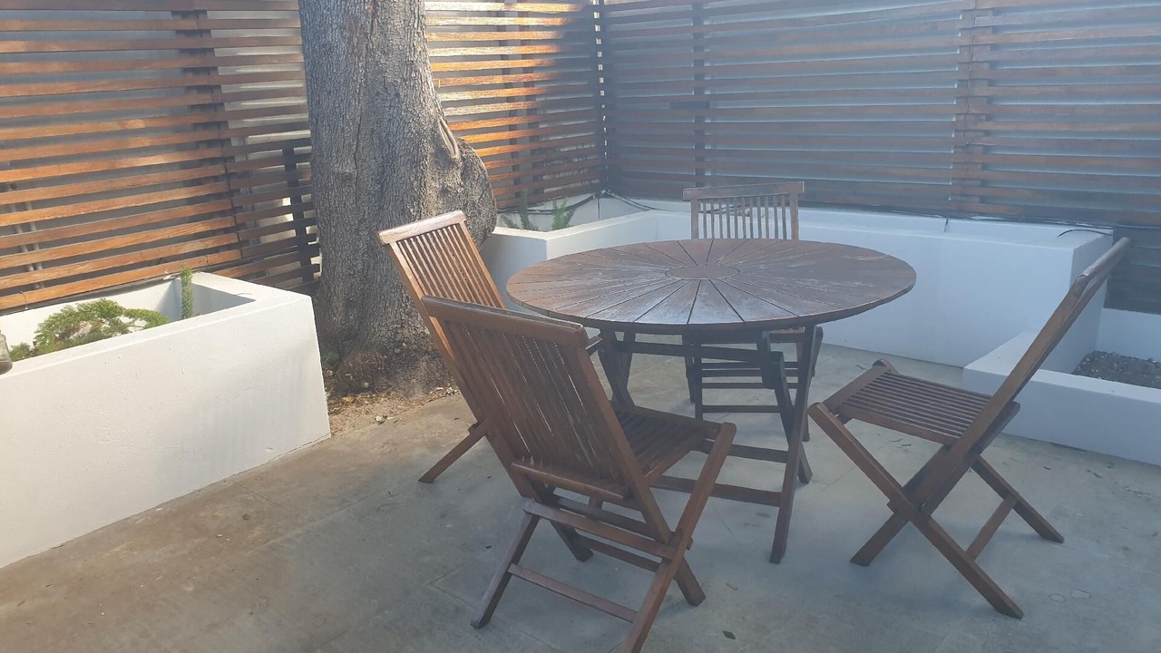 Photo of Outdoor in Plumstead
