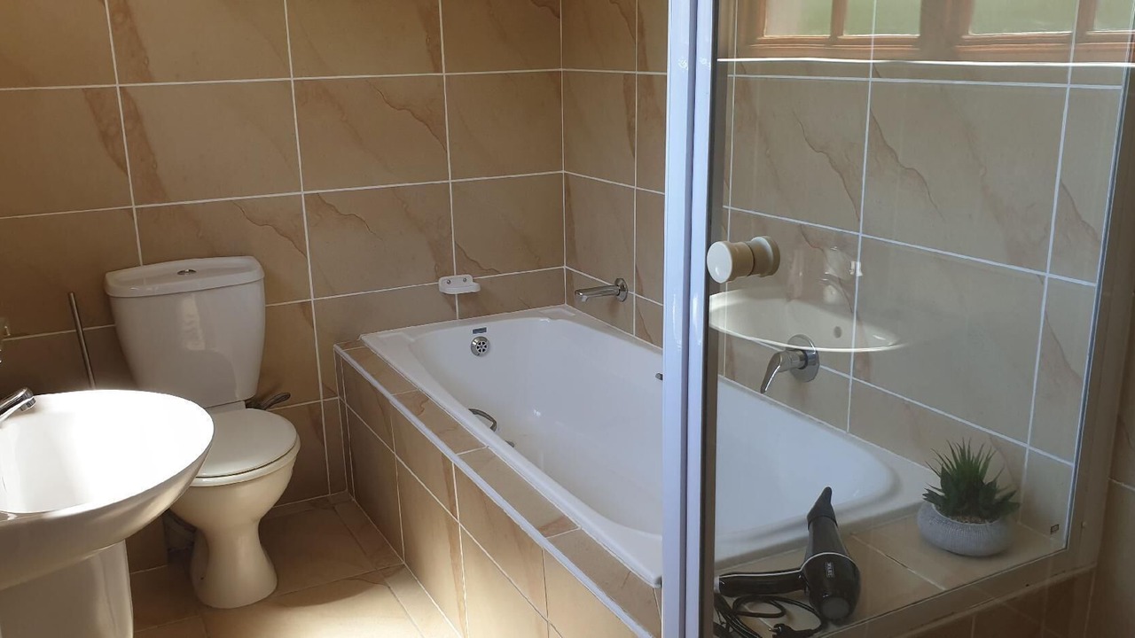 Photo of Bathroom in Tokai