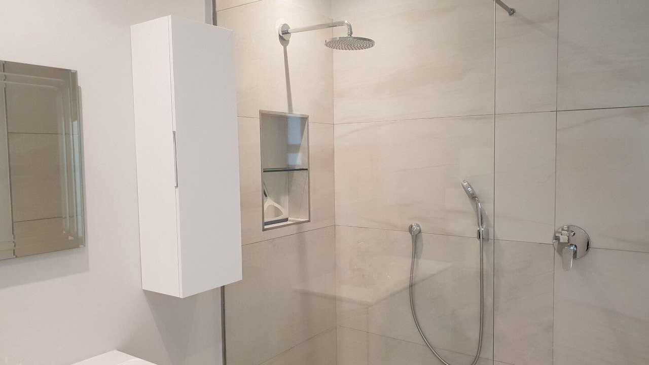 Photo of Bathroom in Lakeside