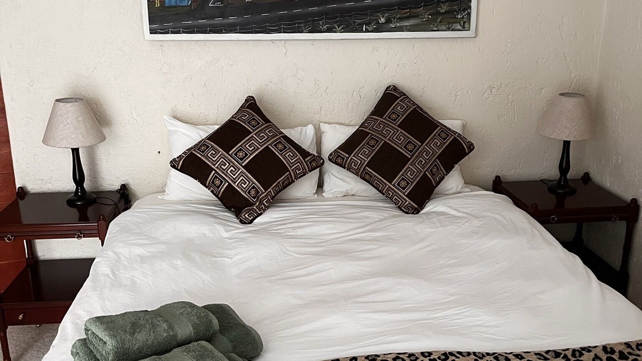 Photo of Bedroom in Rome Glen