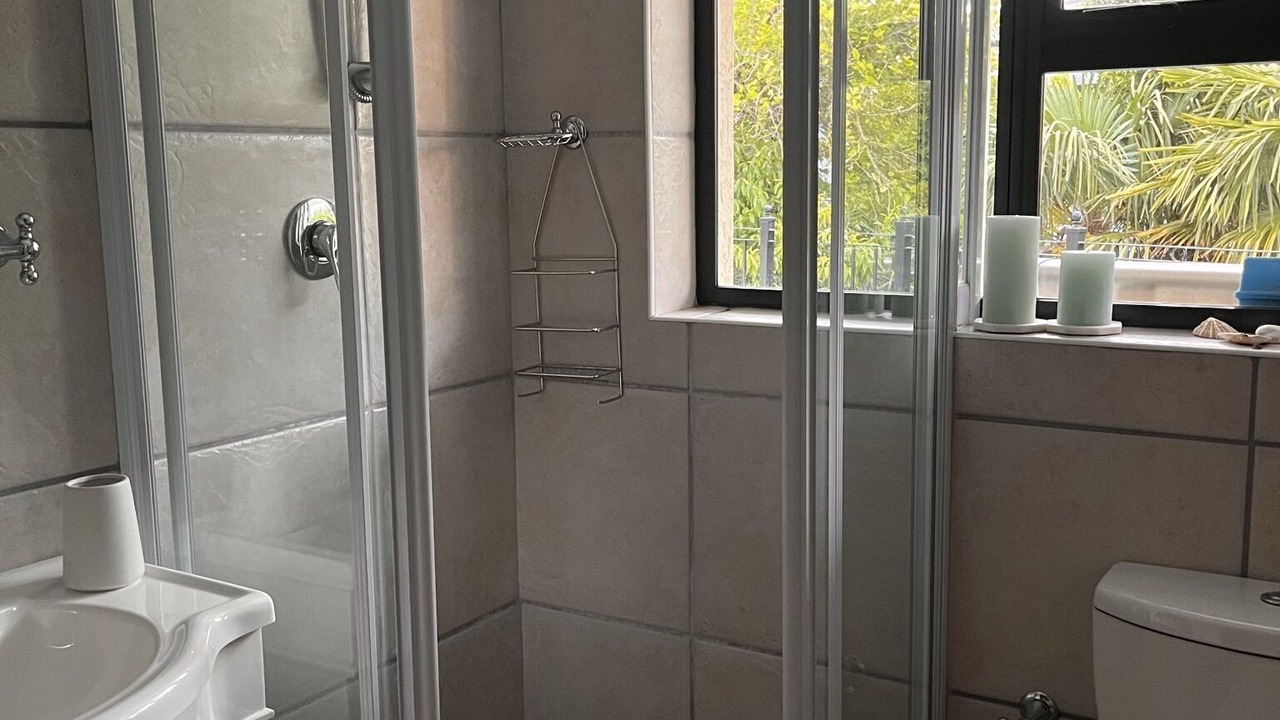 Photo of Bathroom in Rome Glen