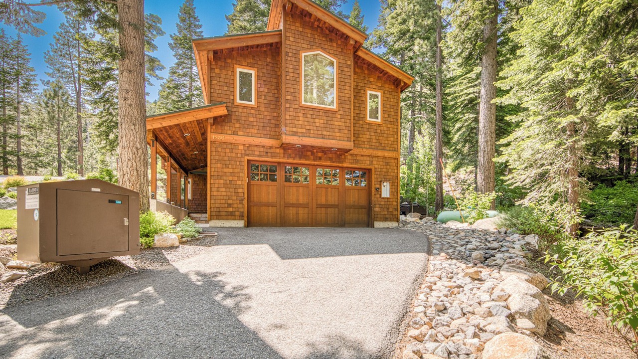 Photo of Outdoor in Alpine Meadows