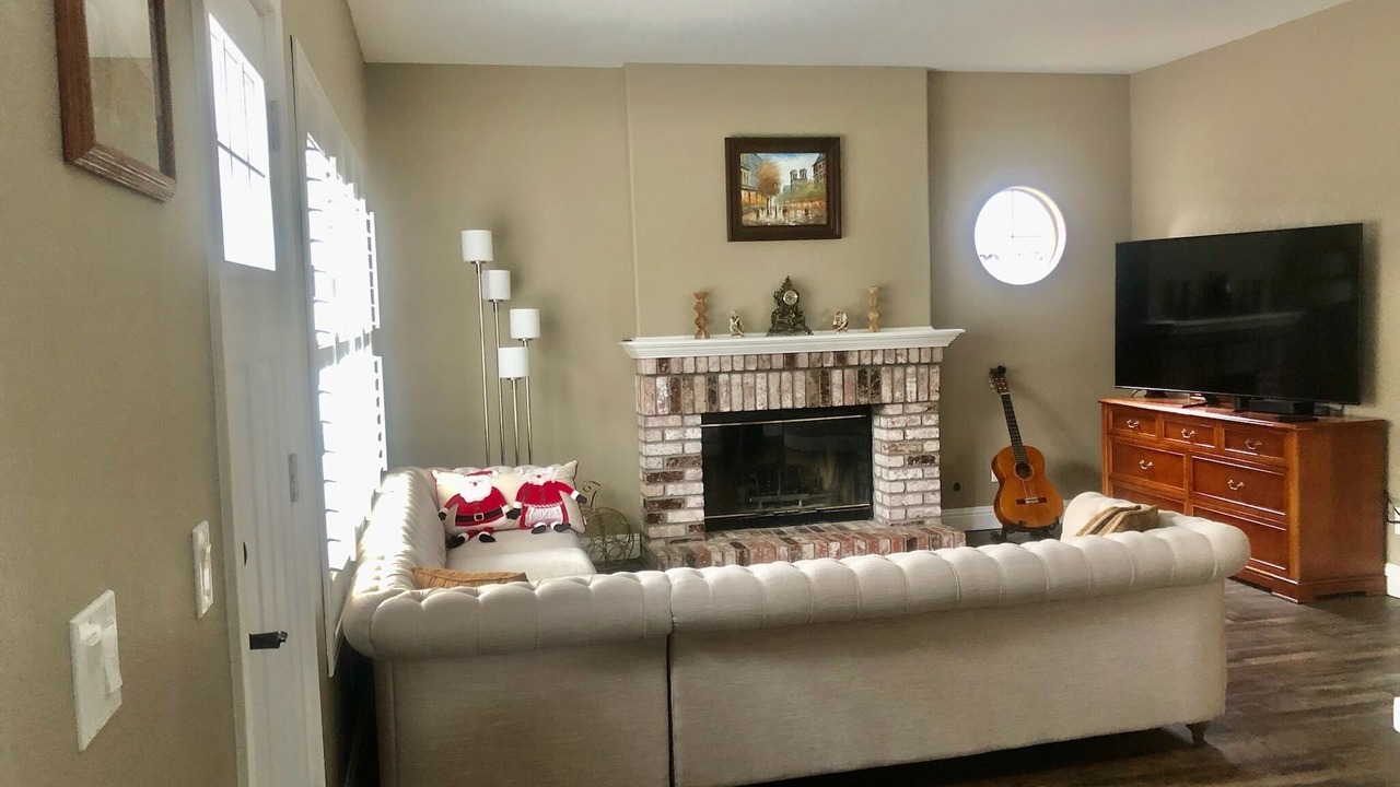Photo of Livingroom in Windsor