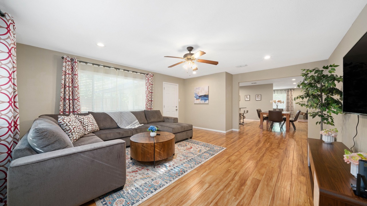 Photo of Livingroom in Elk Grove