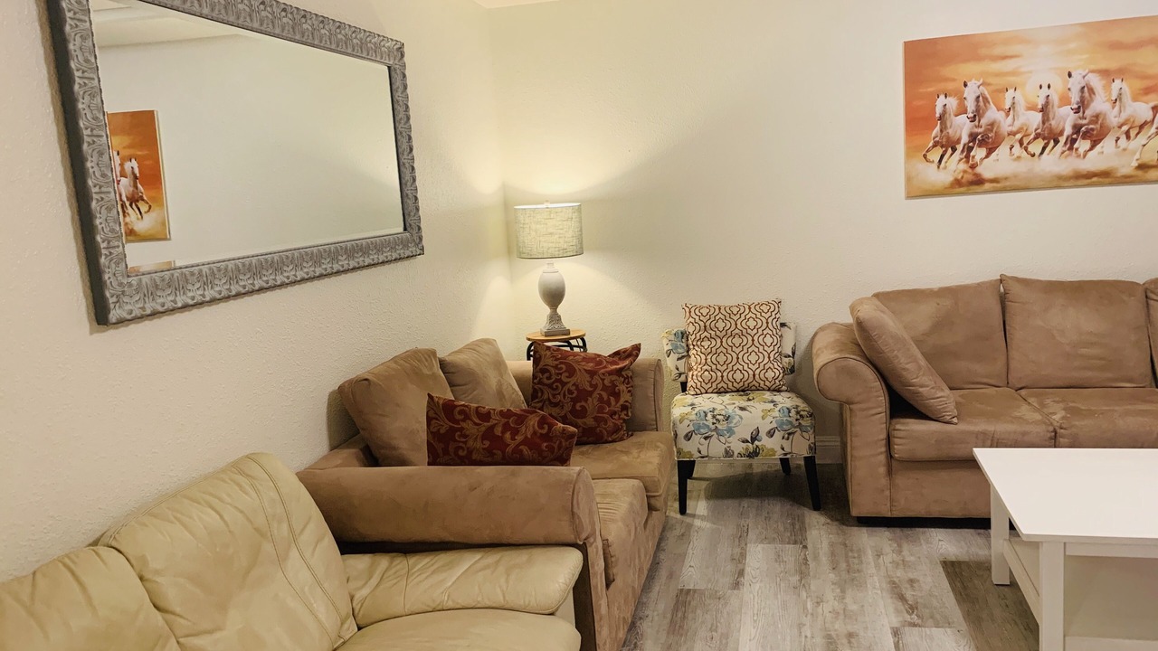 Photo of Livingroom in Evergreen