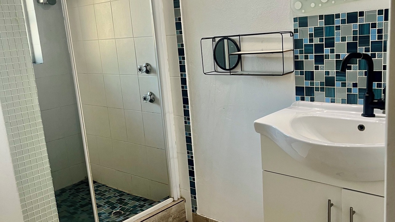 Photo of Bathroom in Faerie Glen