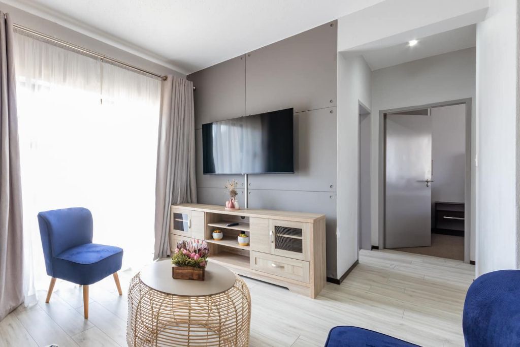 Photo of Livingroom in Greater Johannesburg Metropolitan Area