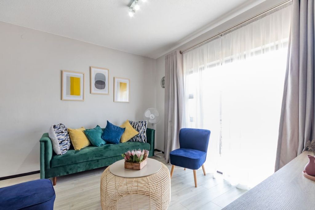 Photo of Livingroom in Greater Johannesburg Metropolitan Area