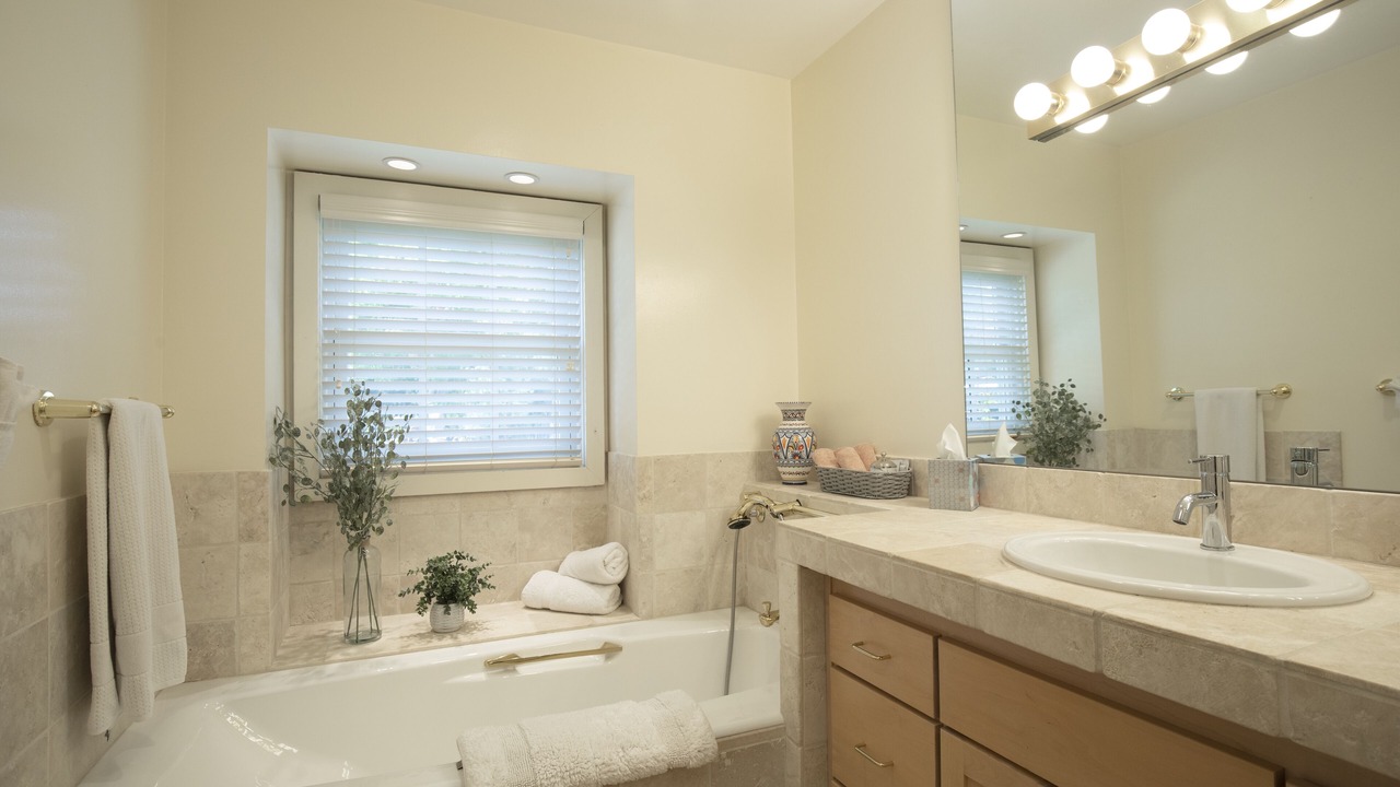 Photo of Bathroom in St. Helena