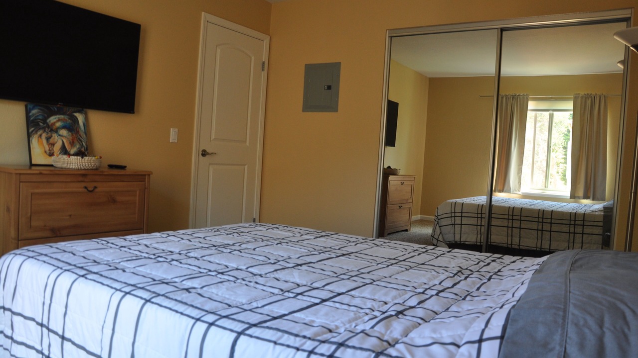Photo of Bedroom in Monterey