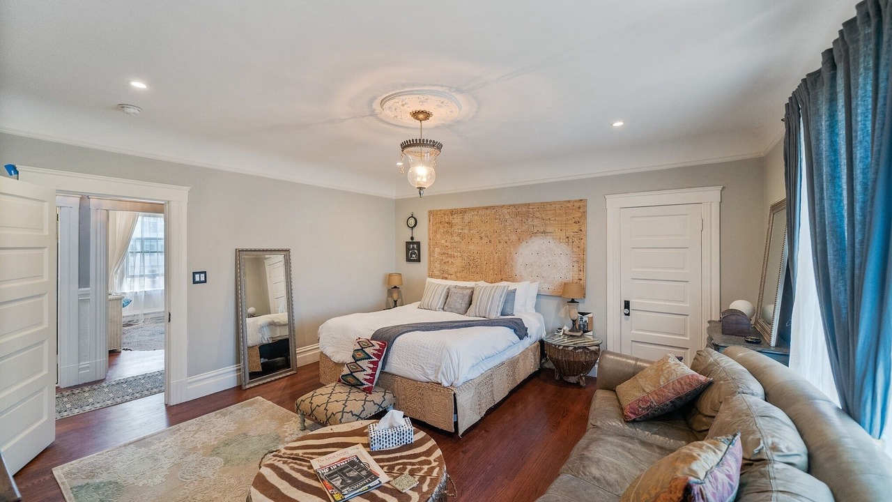 Photo of Bedroom in Golden Gate