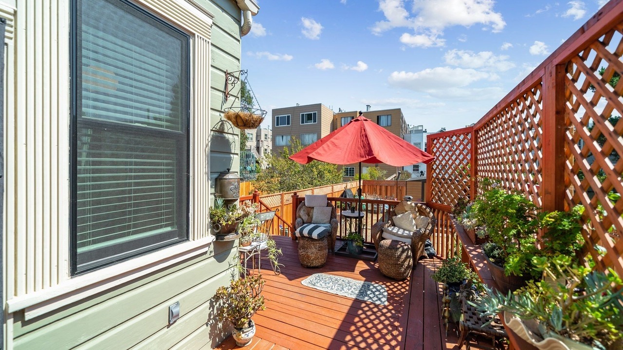 Photo of Patio Balcony in Golden Gate