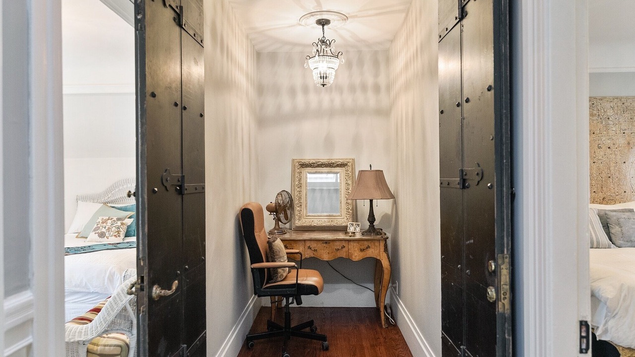 Photo of Bedroom in Golden Gate