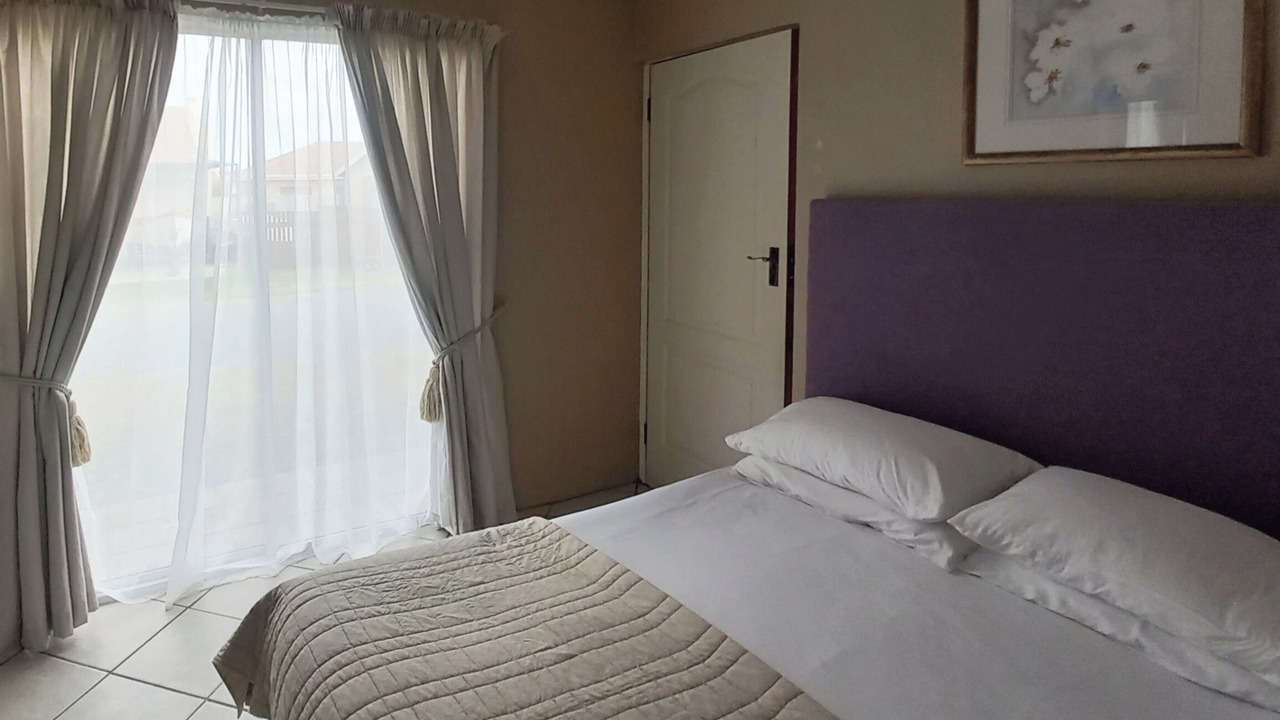 Photo of Bedroom in Franskraal