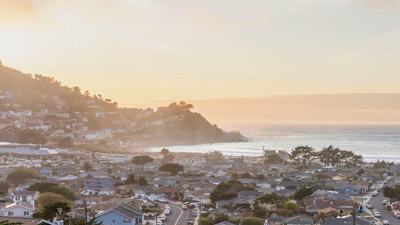 Photo of Outdoor in Linda Mar
