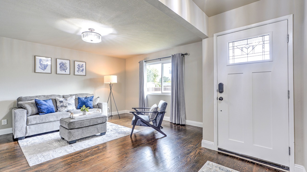 Photo of Livingroom in Santa Rosa