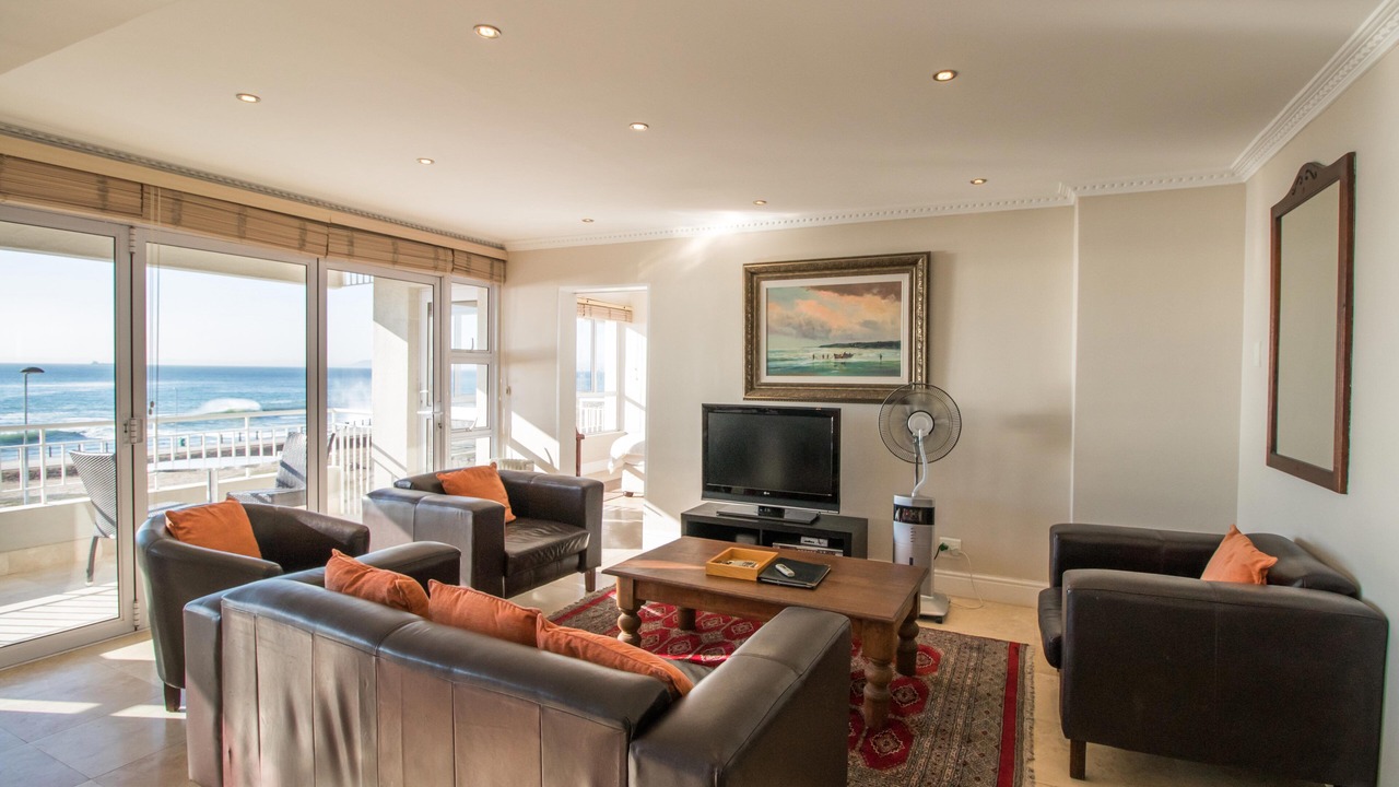 Photo of Livingroom in Mouille Point