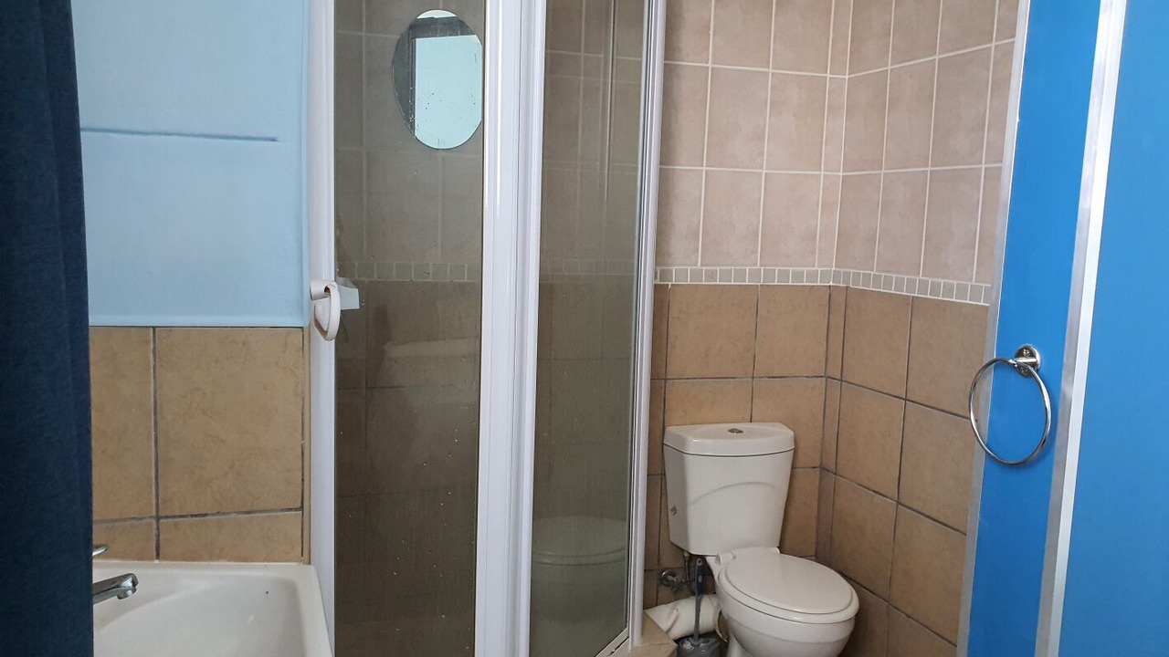 Photo of Bathroom in Margate Beach
