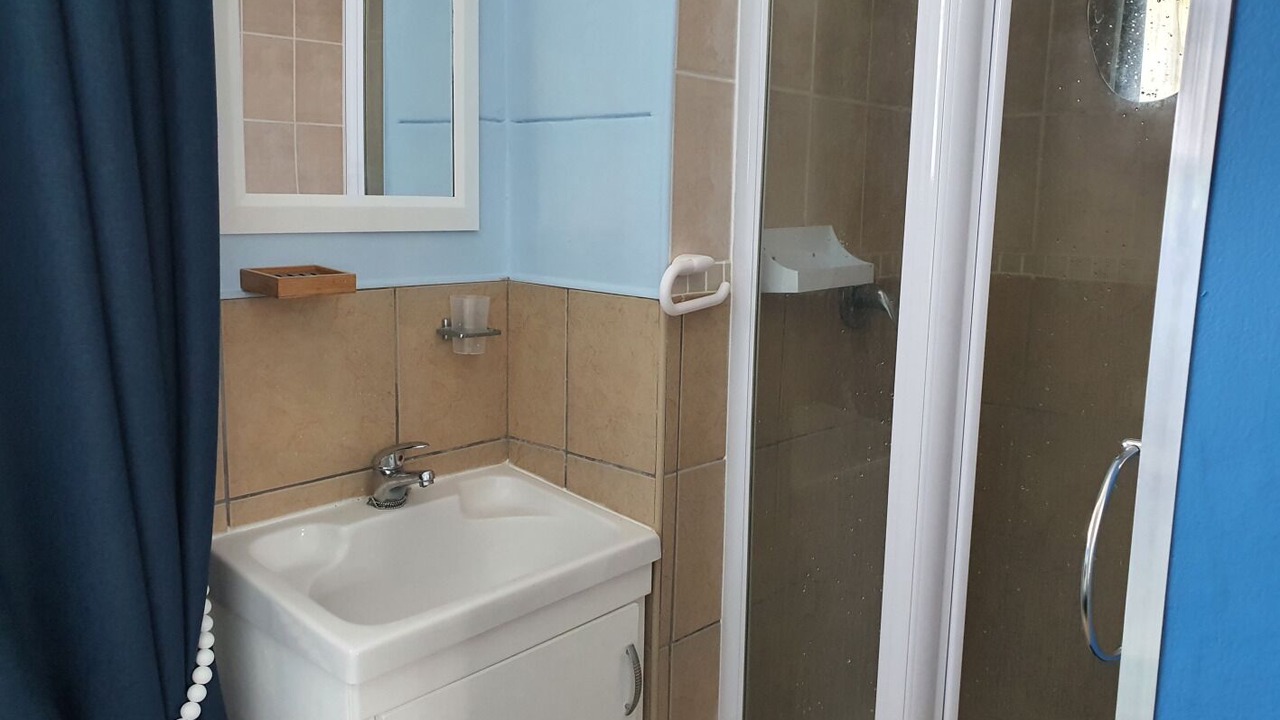 Photo of Bathroom in Margate Beach