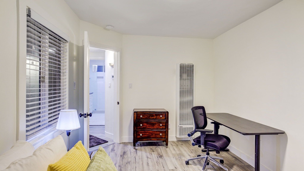 Photo of Bedroom in Downtown