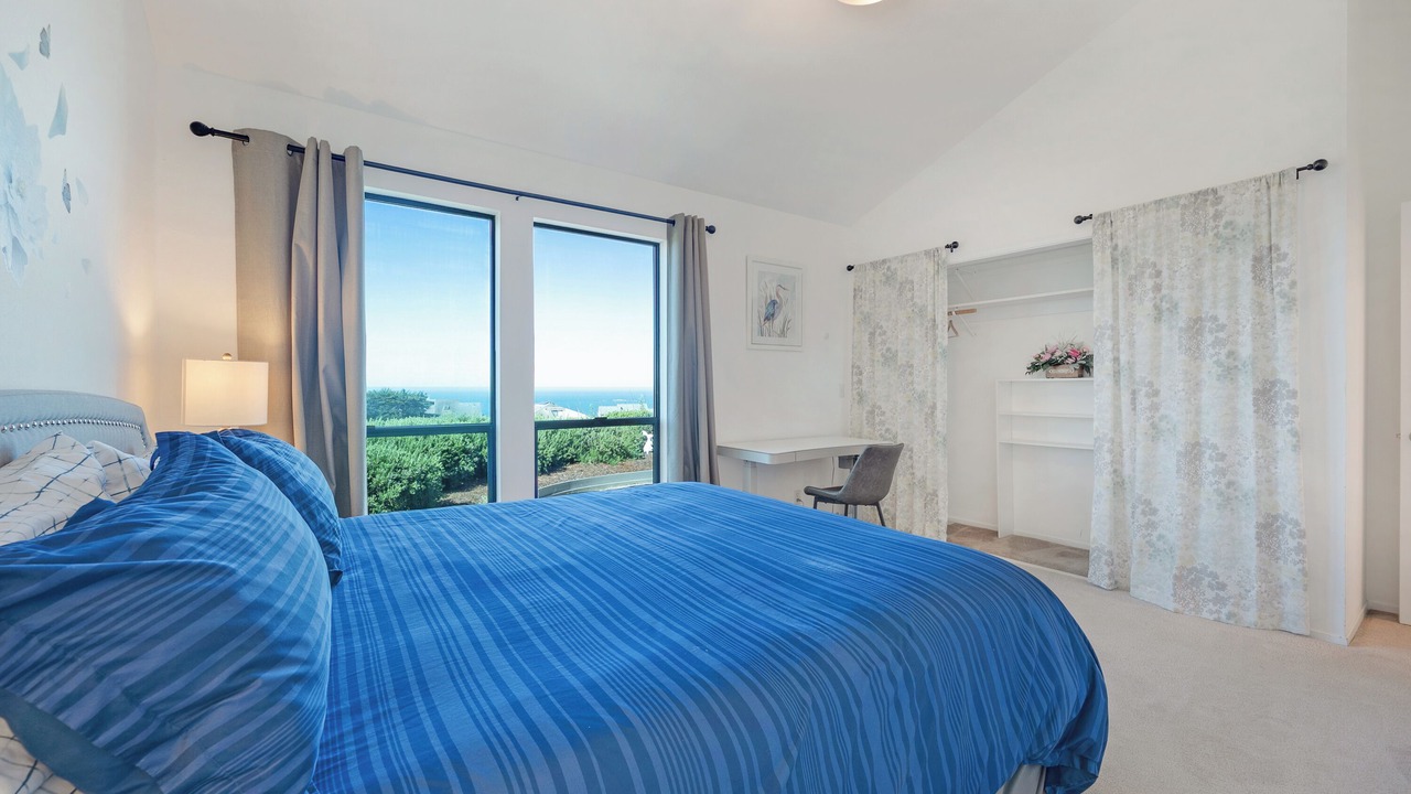 Photo of Bedroom in Bodega Bay