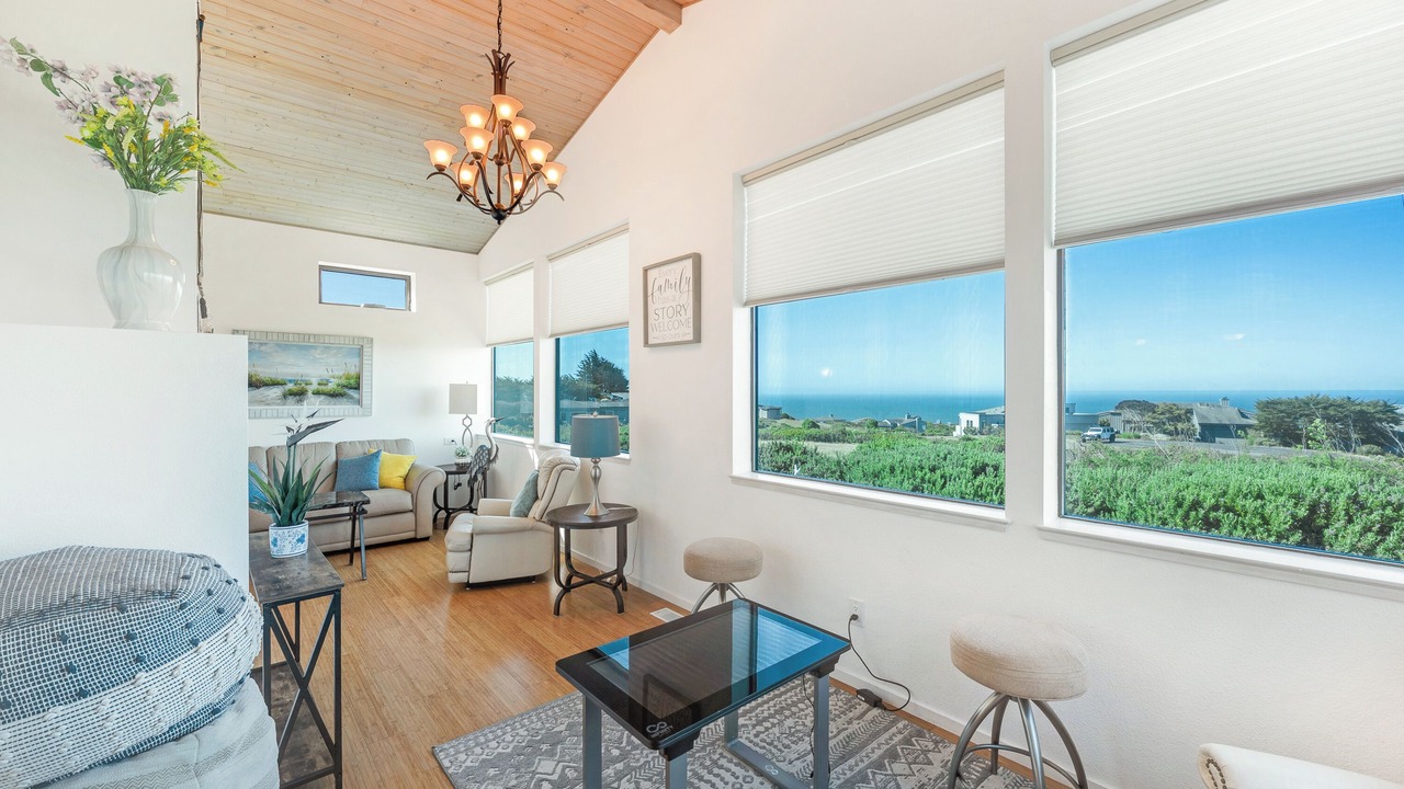 Photo of Livingroom in Bodega Bay