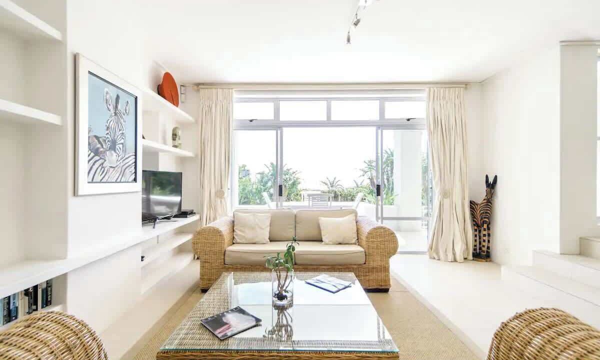 Photo of Livingroom in Camps Bay
