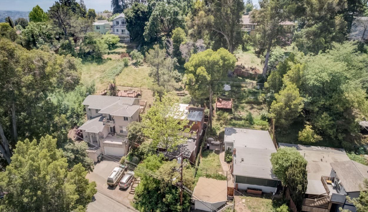 Photo of Outdoor in Oakland