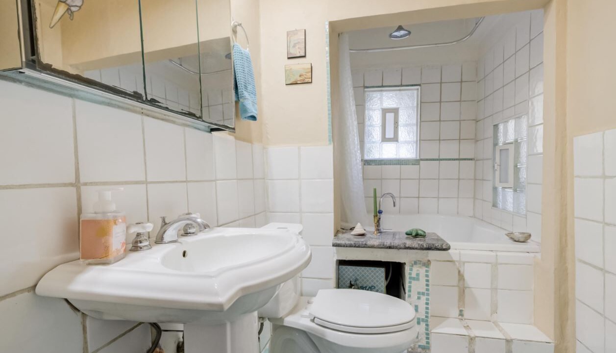 Photo of Bathroom in Oakland