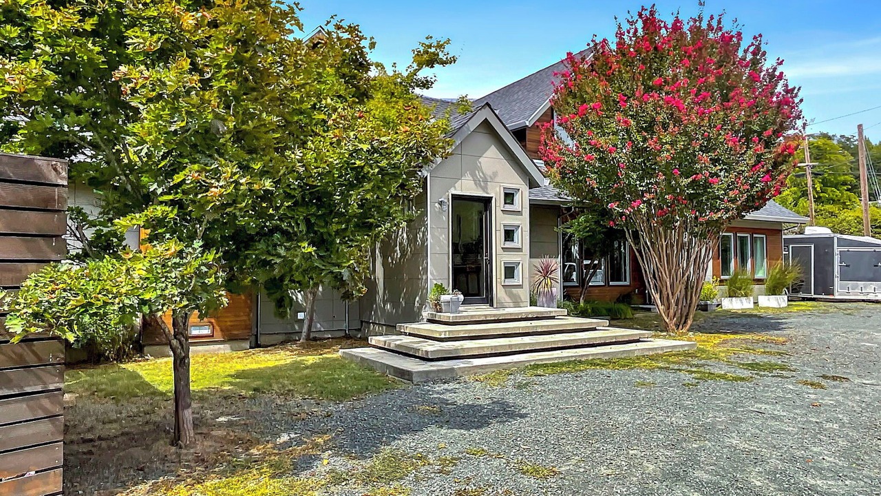 Photo of Outdoor in Redway