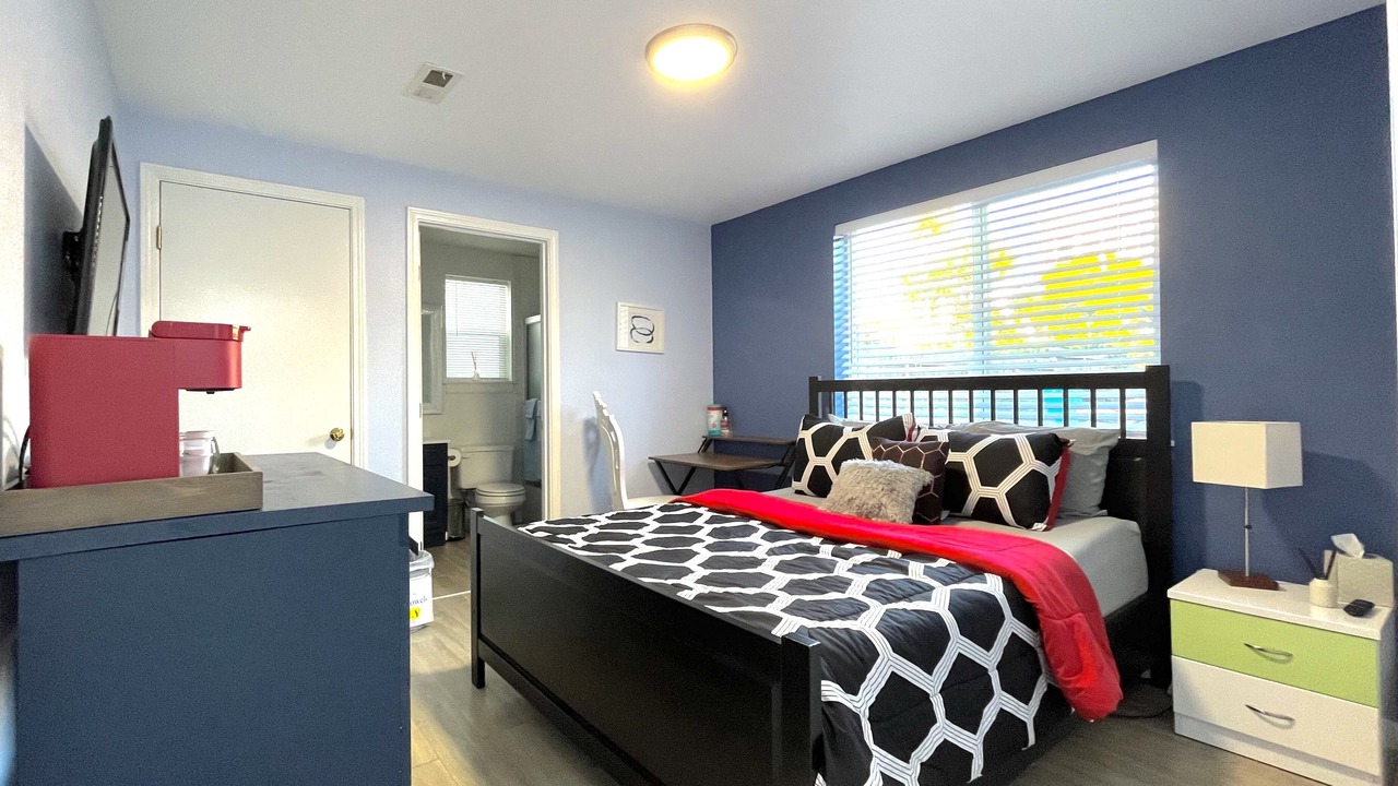 Photo of Bedroom in Sunset District