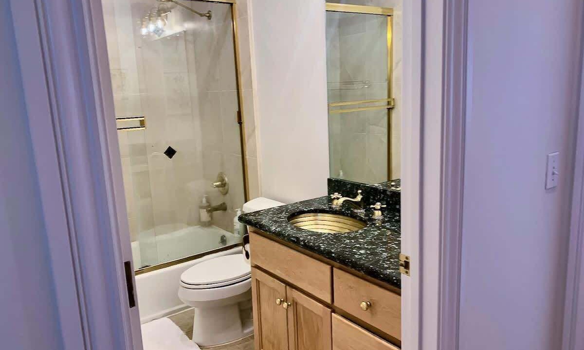 Photo of Bathroom in Nob Hill