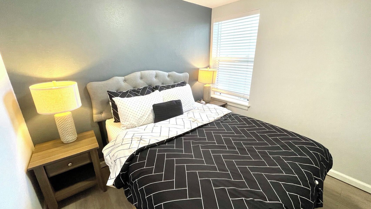 Photo of Bedroom in Sunset District