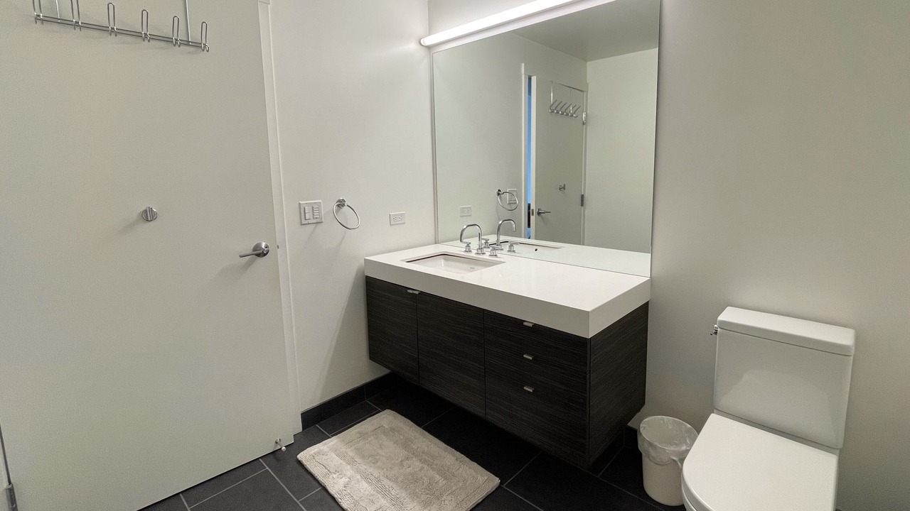 Photo of Bathroom in Lower Pacific Heights