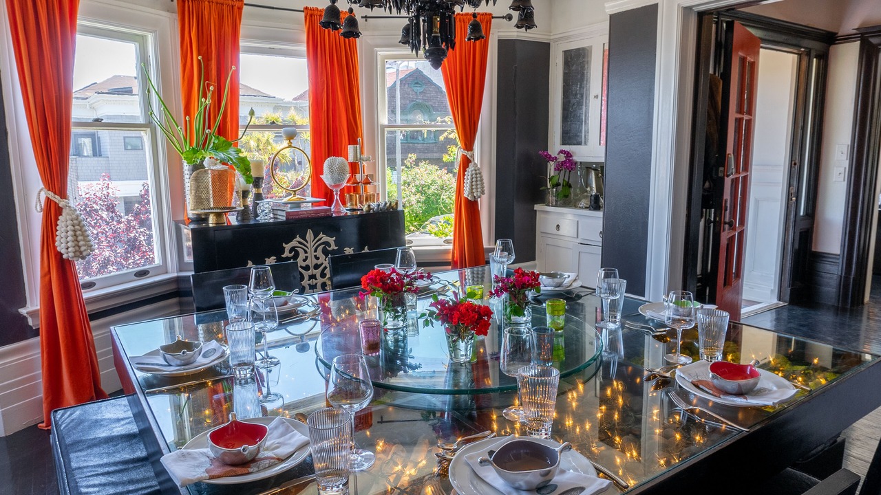 Photo of Livingroom in Cole Valley