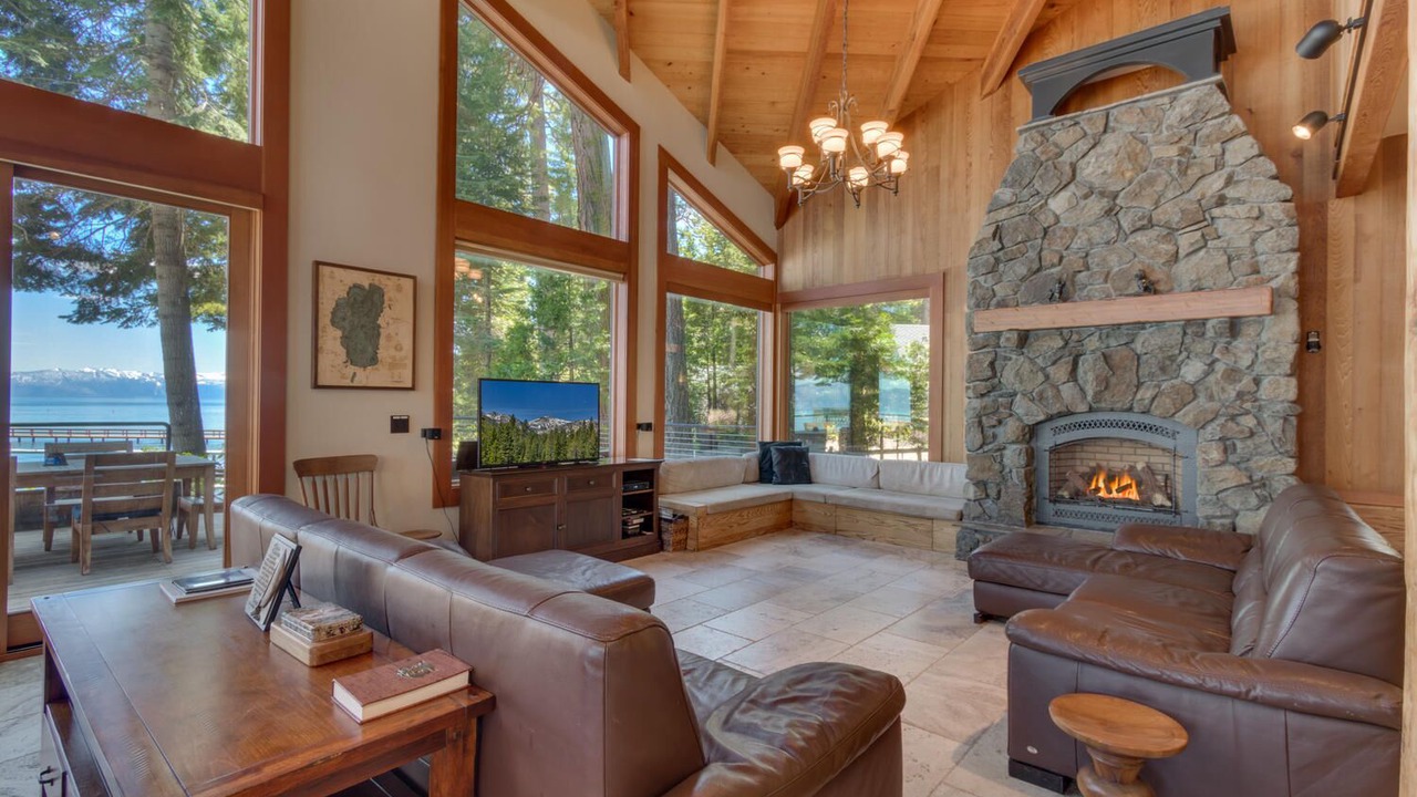 Photo of Livingroom in Tahoe Woods